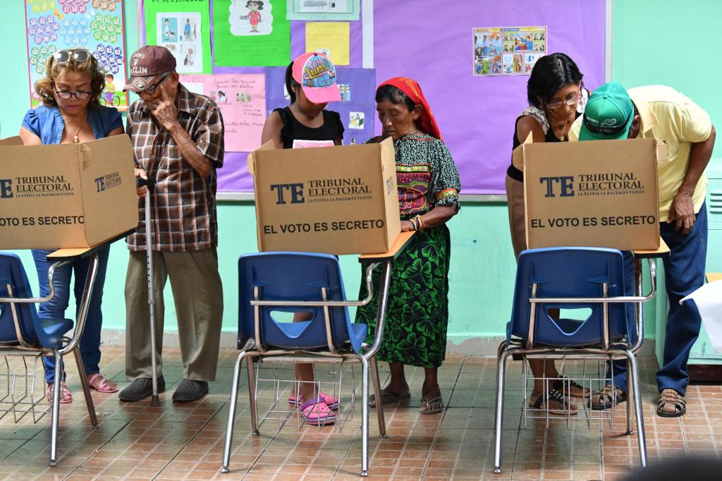 Panamá va a las urnas para elegir presidente